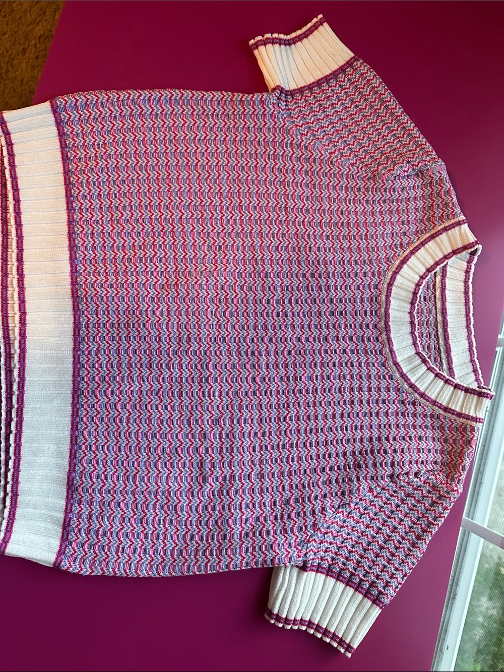 Classic Short-Sleeve Knit Sweater in Pink and White
